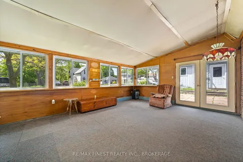 8 Catherine Street, ON K0K 2T0