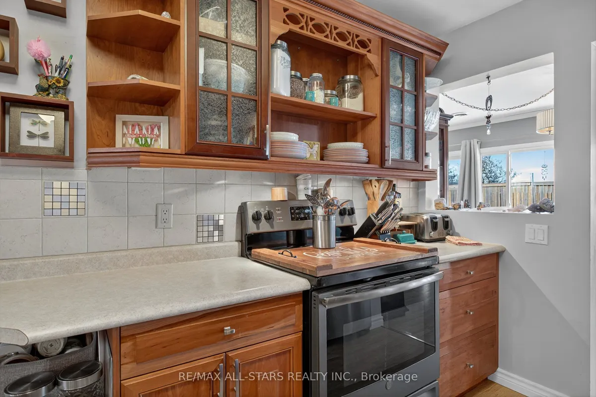 291 Angeline Street, ON K9V 4R1