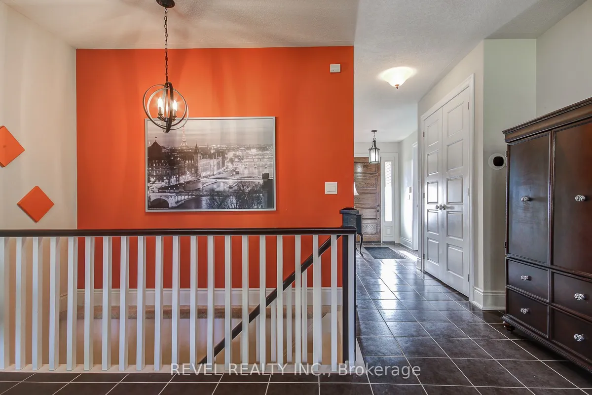 126 Aberfoyle Mill Crescent, ON N1H 6H9