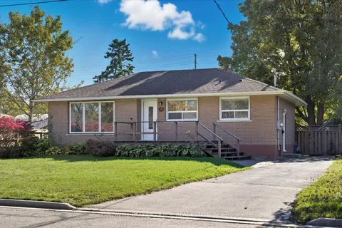 239 Nickerson Drive, ON K9A 1A4