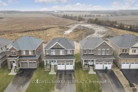 32 Mackenzie Street, ON N0C 1B0