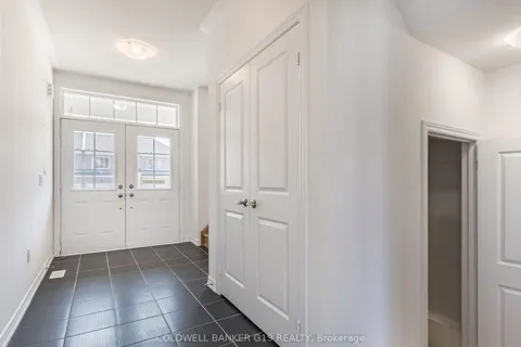 32 Mackenzie Street, ON N0C 1B0