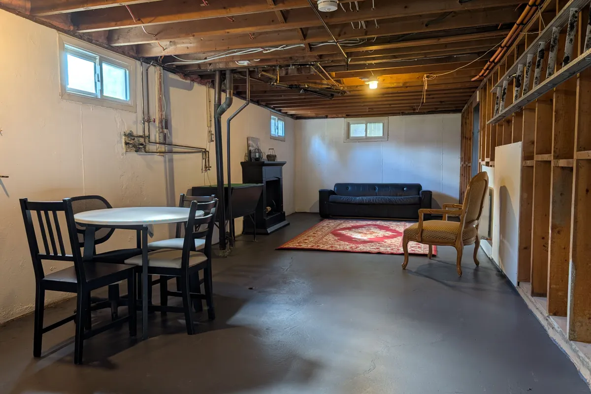 165 King Edward Avenue, ON N5Z 3T5