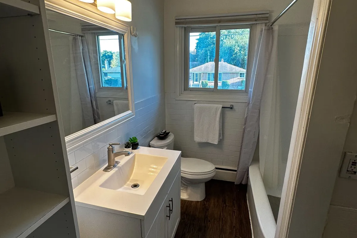 165 King Edward Avenue, ON N5Z 3T5