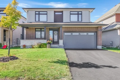 711 Moonflower Crescent, ON K1T 0X8