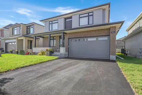 711 Moonflower Crescent, ON K1T 0X8