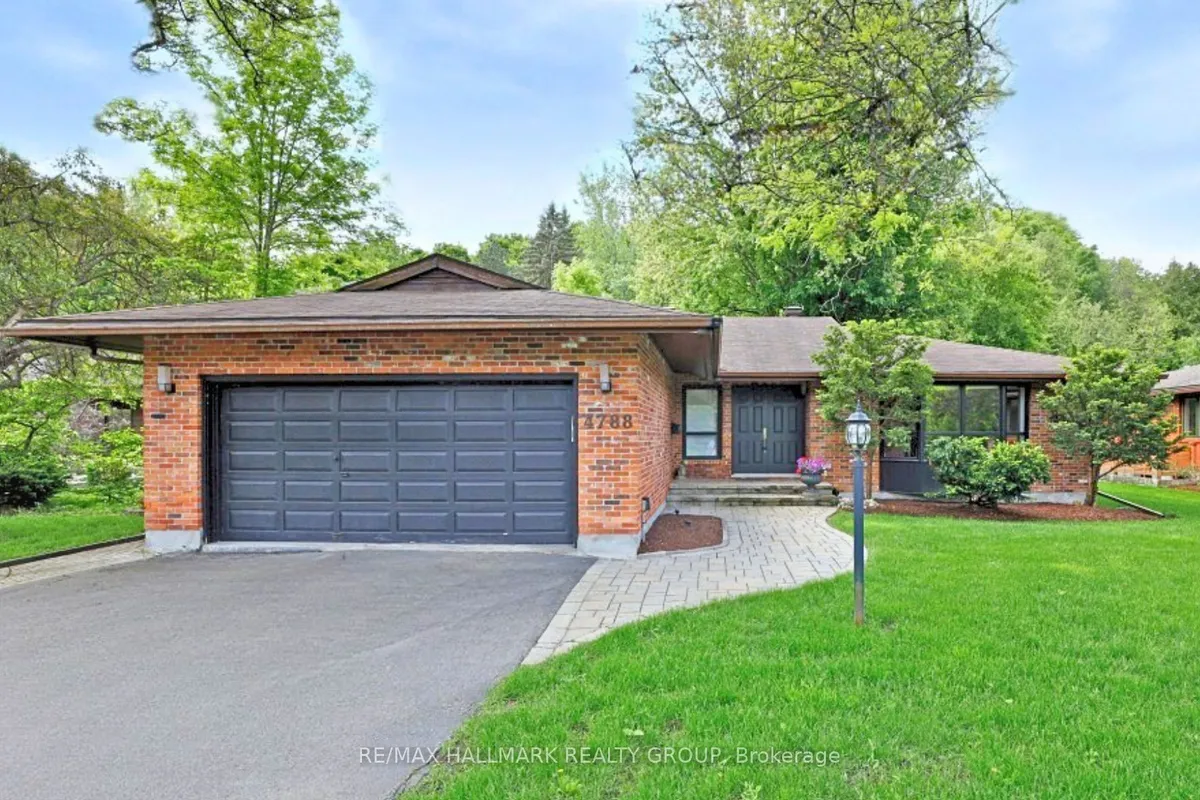 4788 MASSEY Lane, ON K1J 8W9