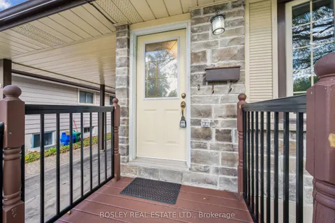 528 Fallingbrook Drive, ON N2L 4N4