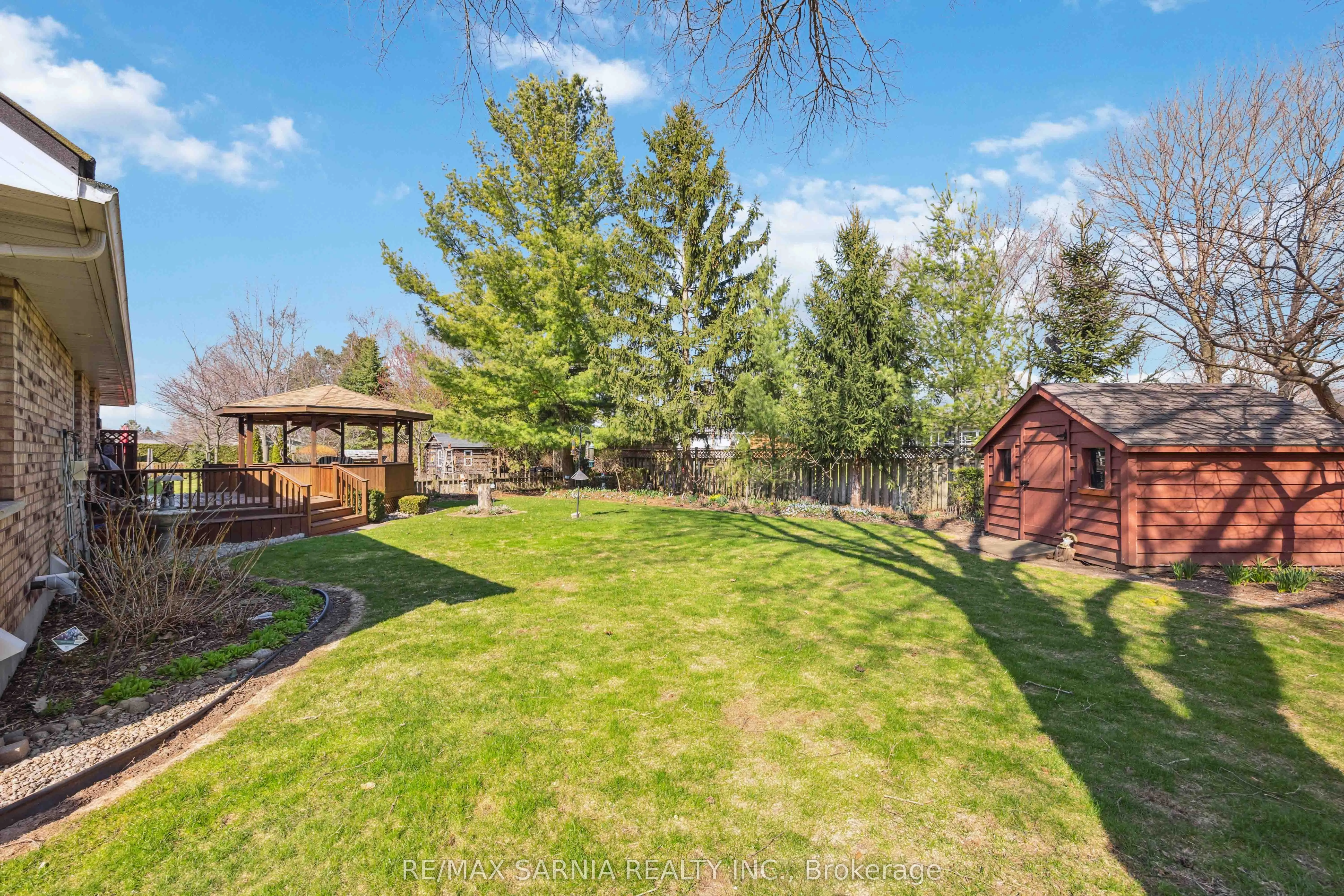 Detached interior view at 35 FRANCES Street Lambton Shores
