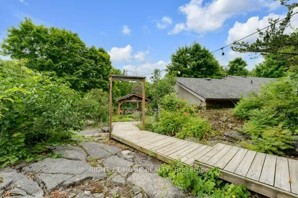 532 County Road 14 Road, ON K0K 2W0