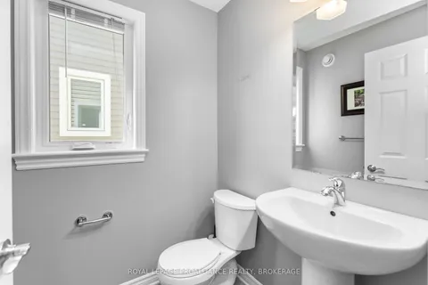 1374 Monarch Drive, ON K7P 0S2