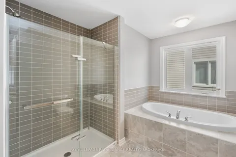 1374 Monarch Drive, ON K7P 0S2