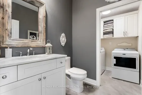 3300 Culp Road, ON L0R 2E0