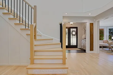 328 Wyecroft Boulevard, ON N2T 2H3