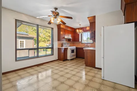 276 Gross Avenue, ON L3C 2V2