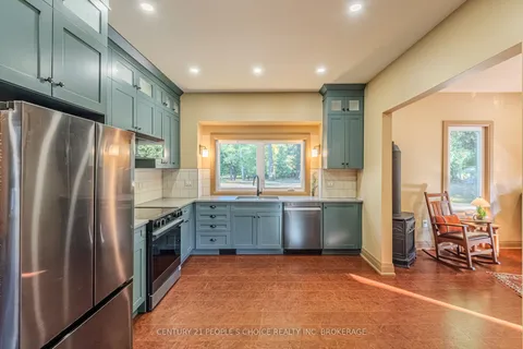 74 LYNWOOD Avenue, ON N3Y 2V6