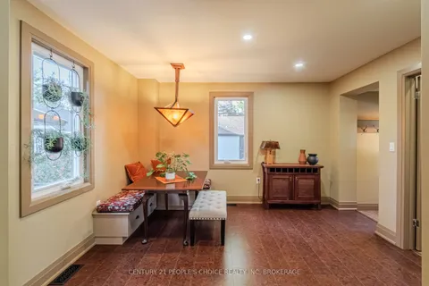 74 LYNWOOD Avenue, ON N3Y 2V6