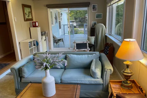 10 Cree Lane, ON N7A 3Y2