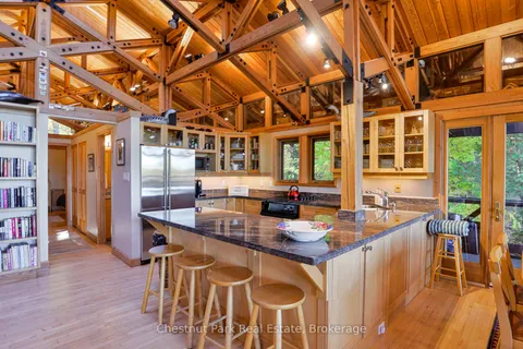 1024 Neals Road, ON P0C 1M0