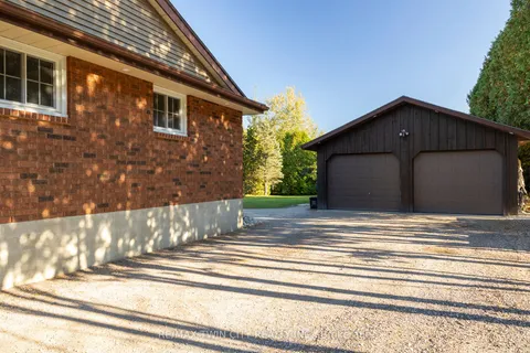 976 MCDOWELL Road, ON N3Y 4J9