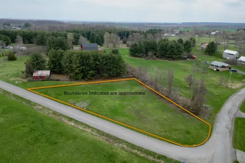 489 Prinyers Cove Crescent, ON K0K 2T0