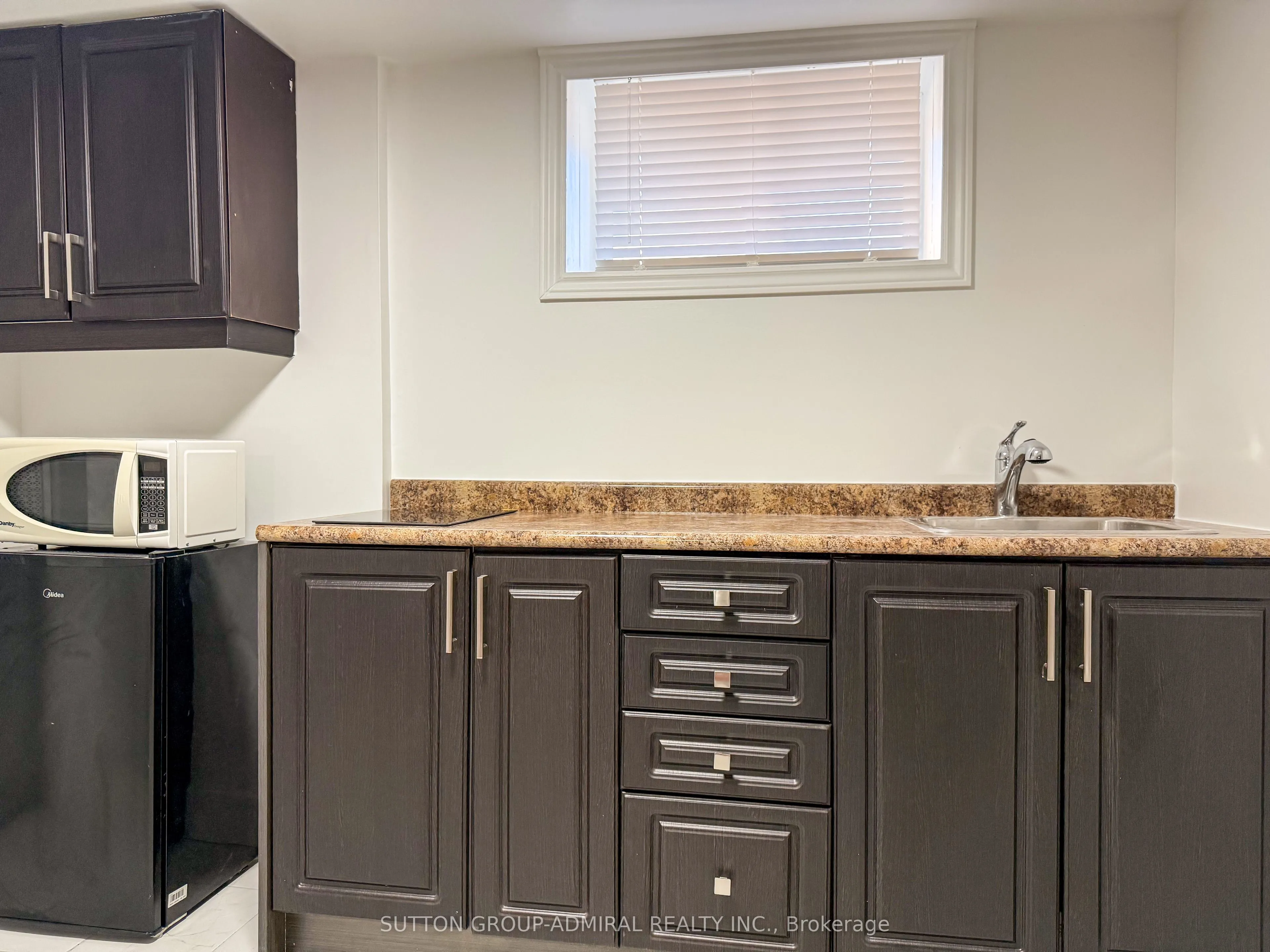 4208 Dorchester Road, ON L2E 6N2