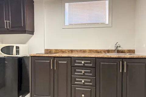 4208 Dorchester Road, ON L2E 6N2