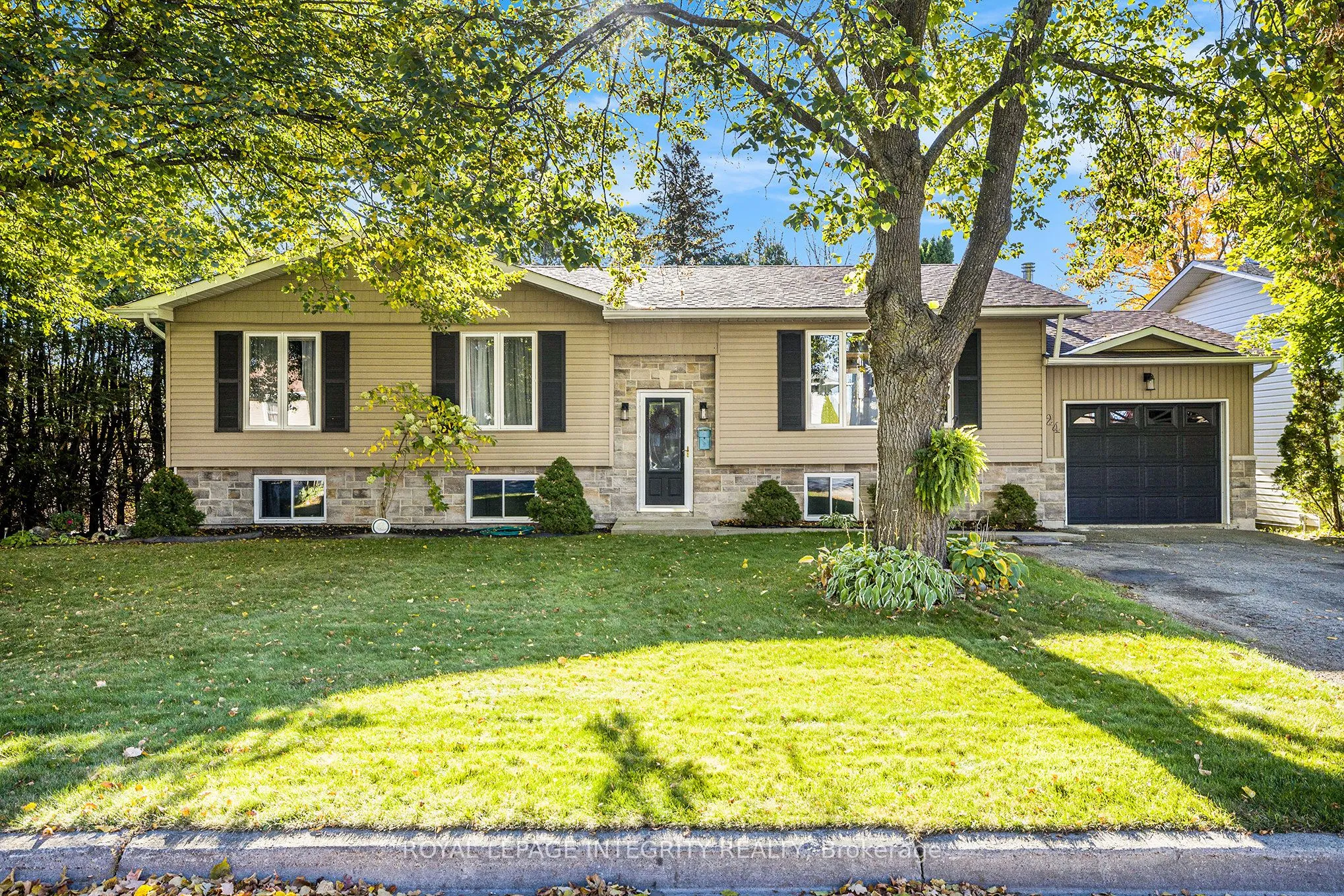 24 Mather Street, ON K7H 3K6