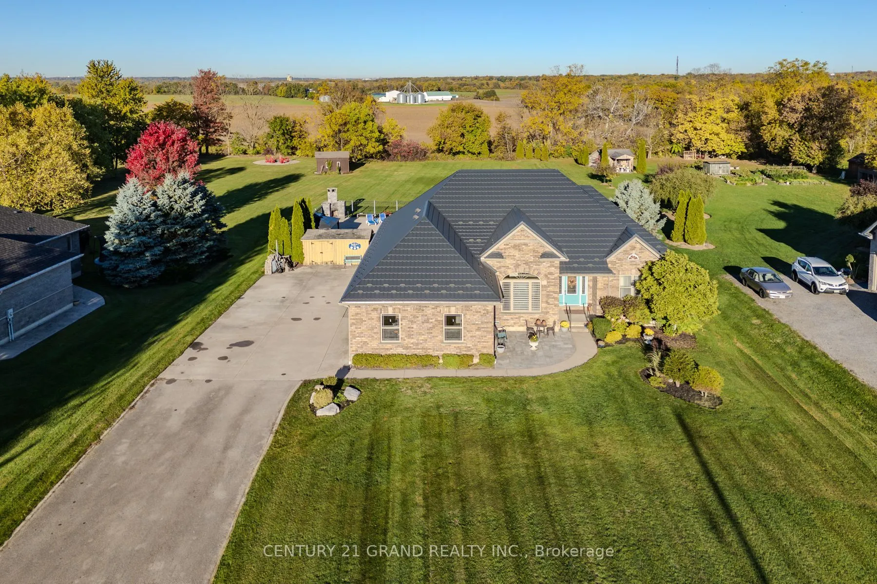 315 Brant County Road 18 Road, ON N3T 5L9