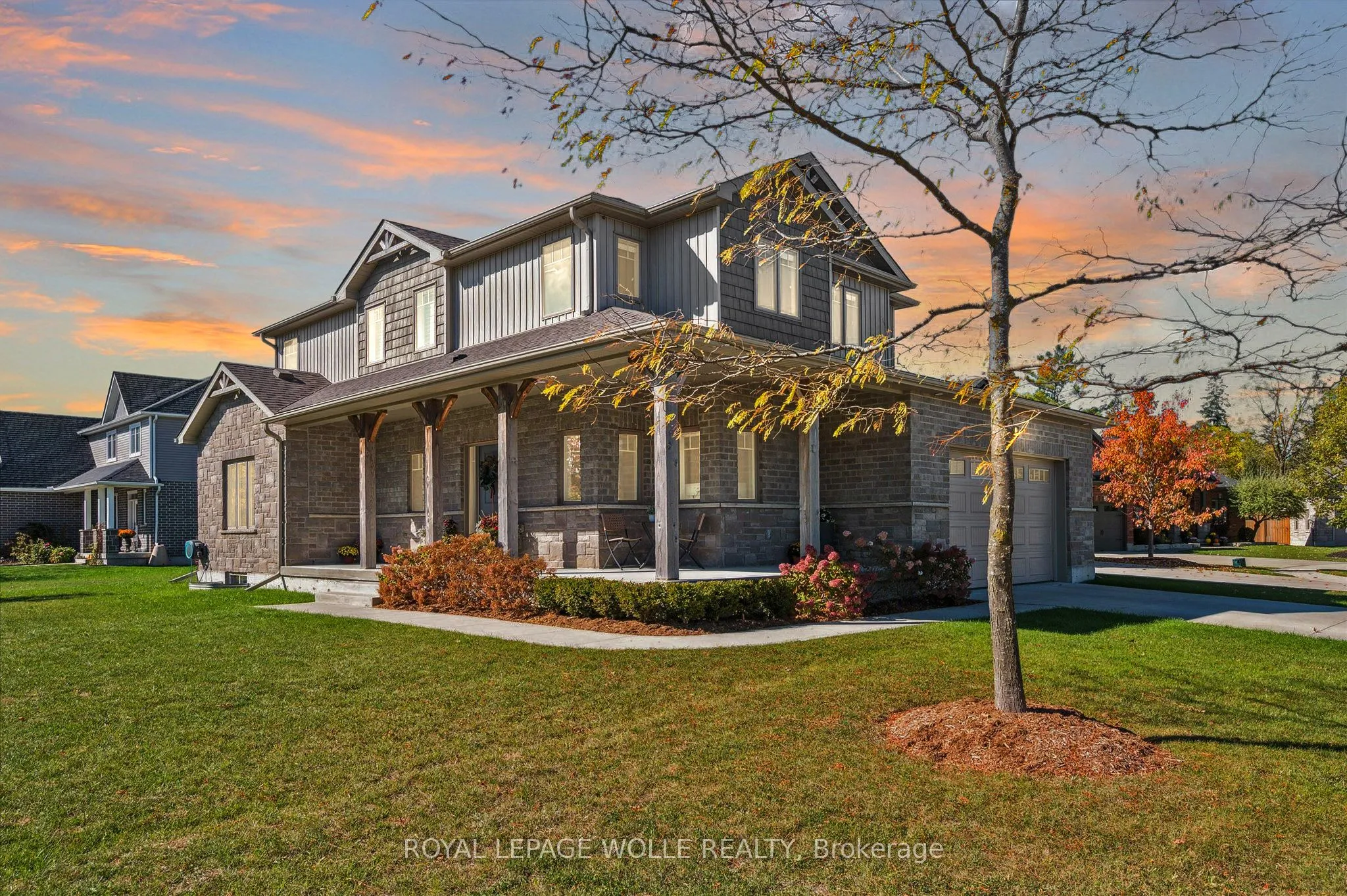 8 Griffith Court, ON N4W 0G1