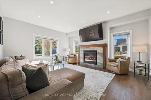 8 Griffith Court, ON N4W 0G1