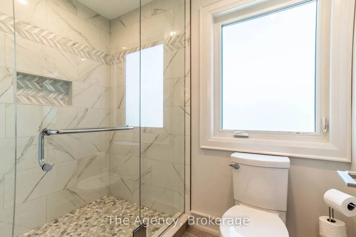 119 Willowbrook Drive, ON L3C 0G2