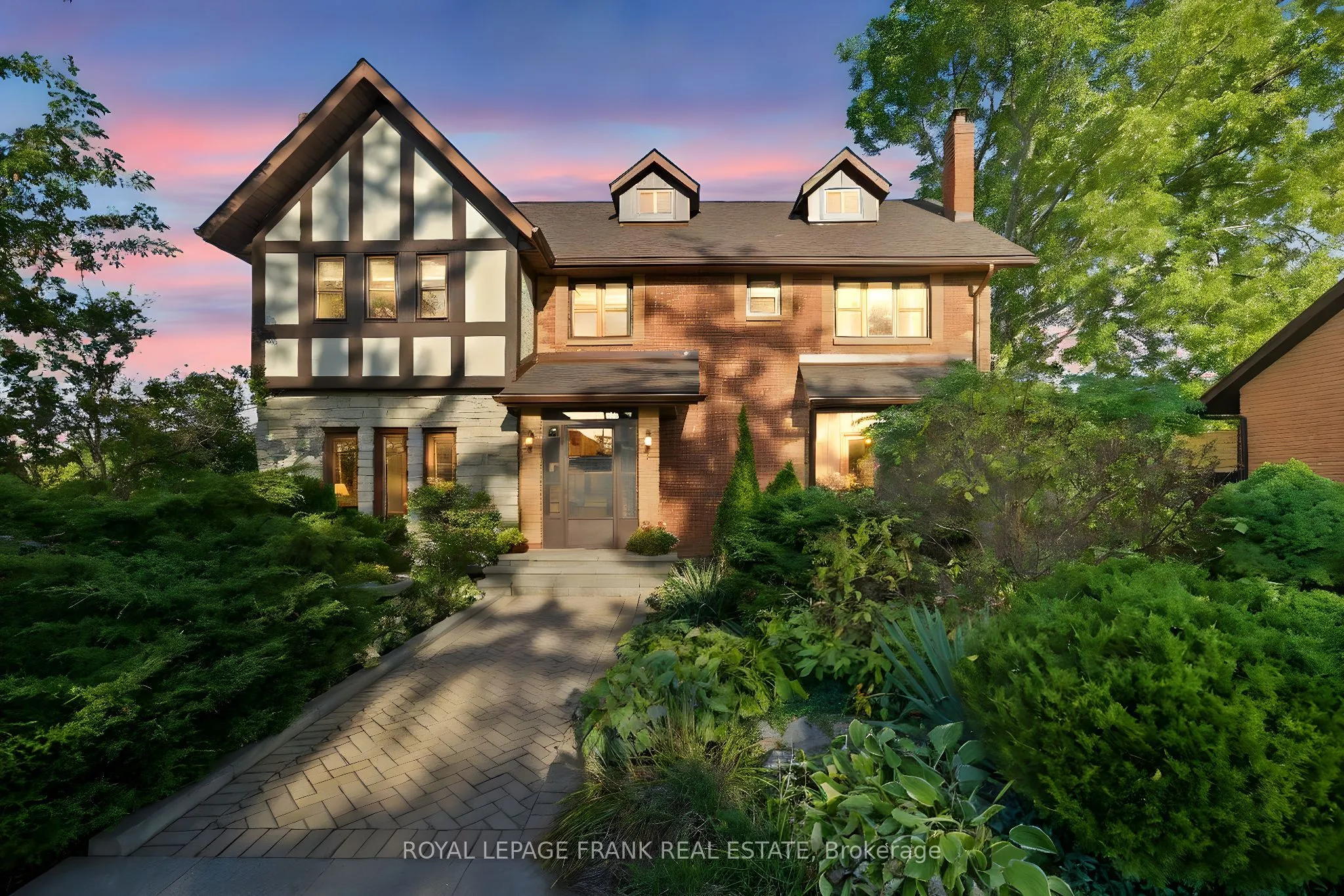 234 Angeline Street, ON K9V 5E9