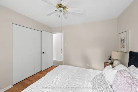 968 Walkley Road, ON K1V 6R3