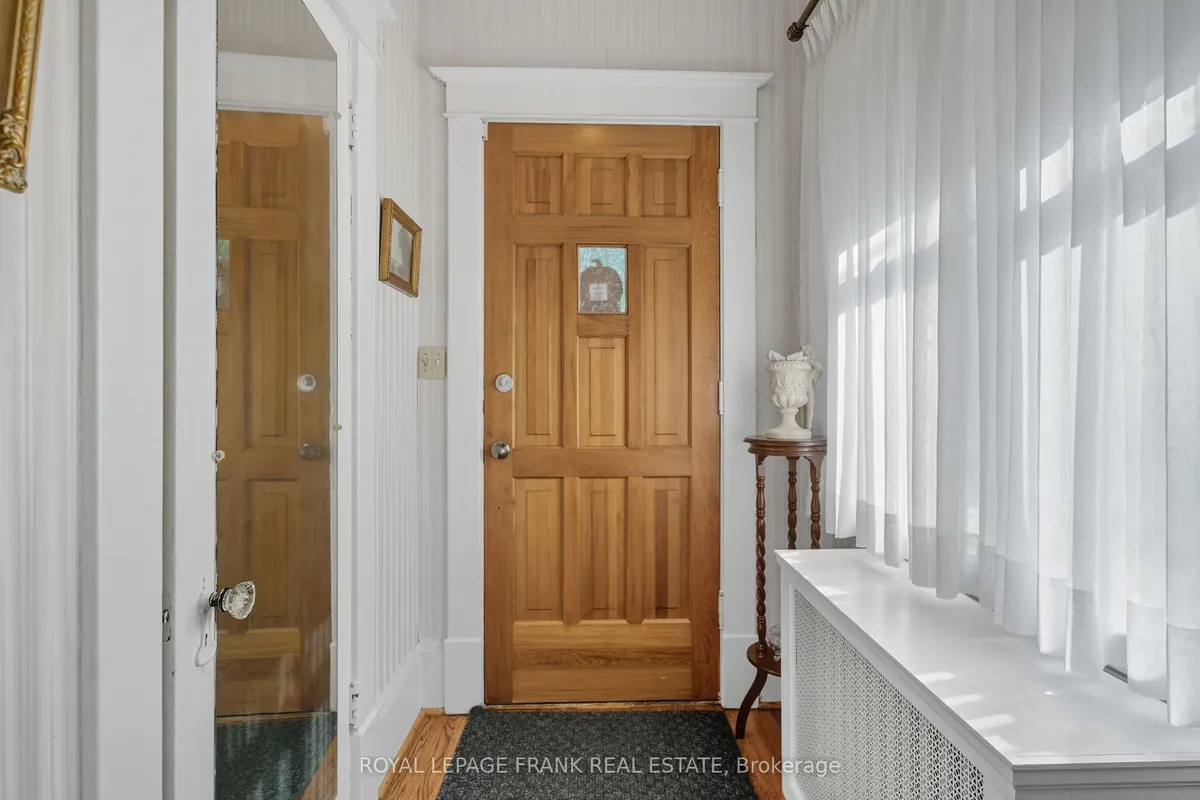 76 Bond Street, ON K9V 3R4