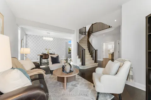 320 Sugar Pine Crescent, ON K2M 0B1