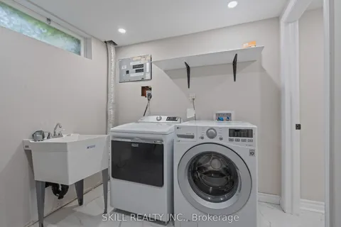 138 Chelford Crescent, ON N2J 3T5