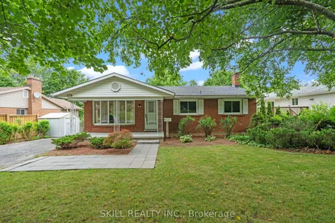 138 Chelford Crescent, ON N2J 3T5