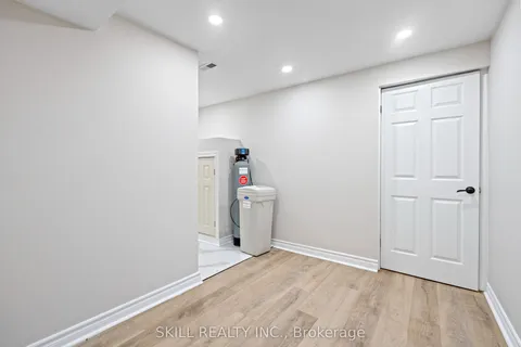 138 Chelford Crescent, ON N2J 3T5