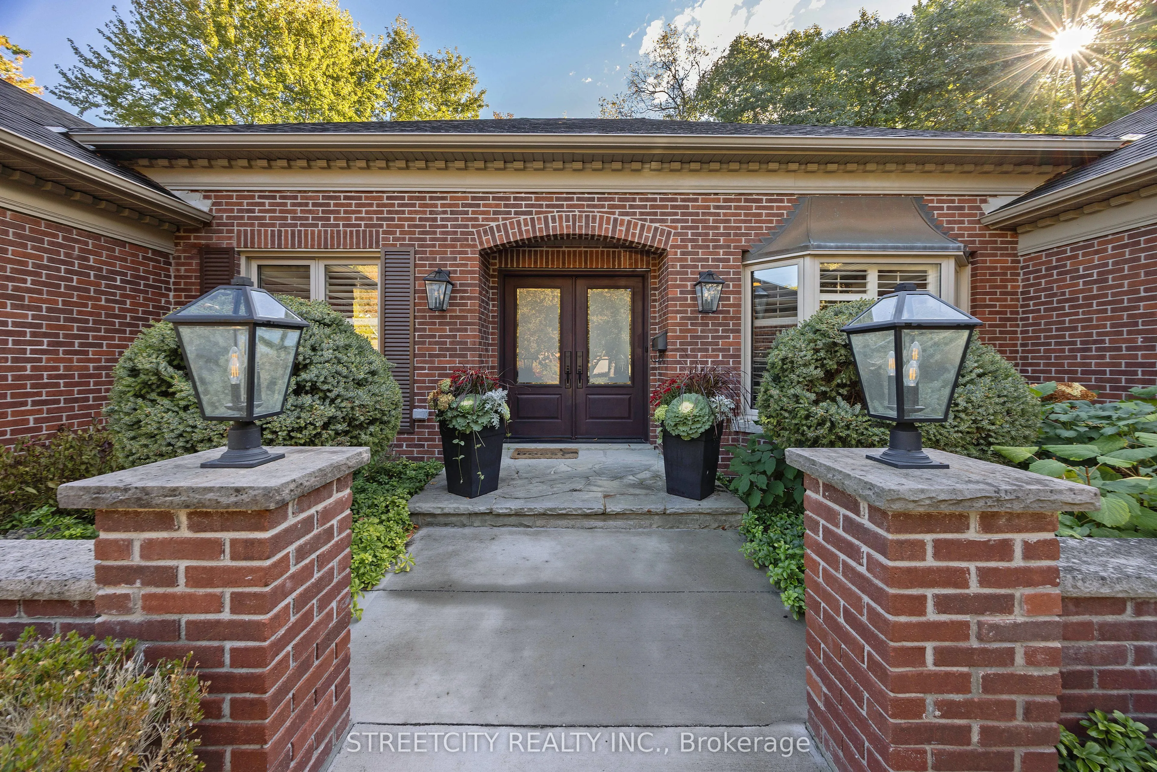 46 Foxborough Grove, ON N6K 4A8