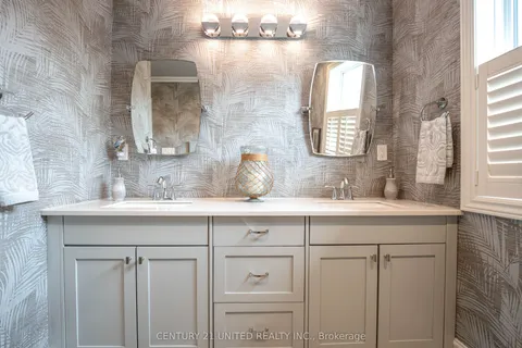 1 Wallace Street, ON K9H 1A8