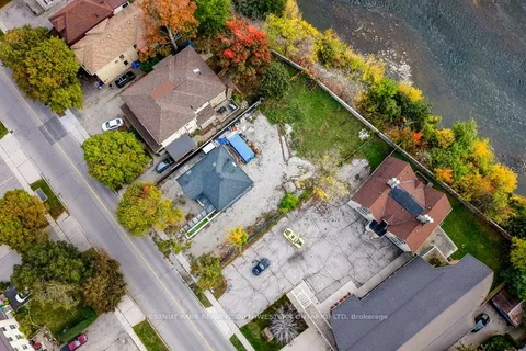 67 Grand Avenue, ON N1S 2L1