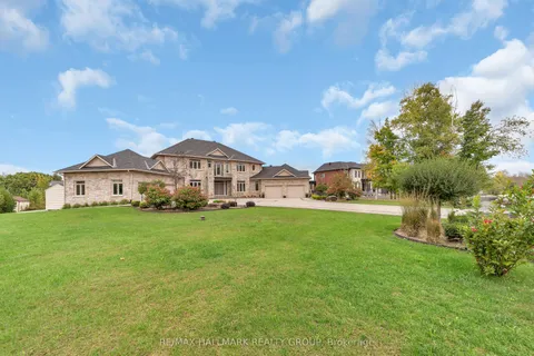 5813 Red Castle Ridge, ON K4M 0A4