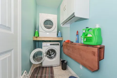 145 Kertland Street, ON N0B 1S0