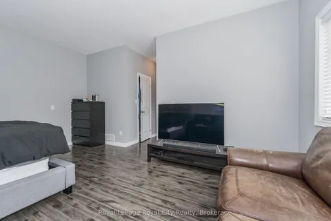 145 Kertland Street, ON N0B 1S0