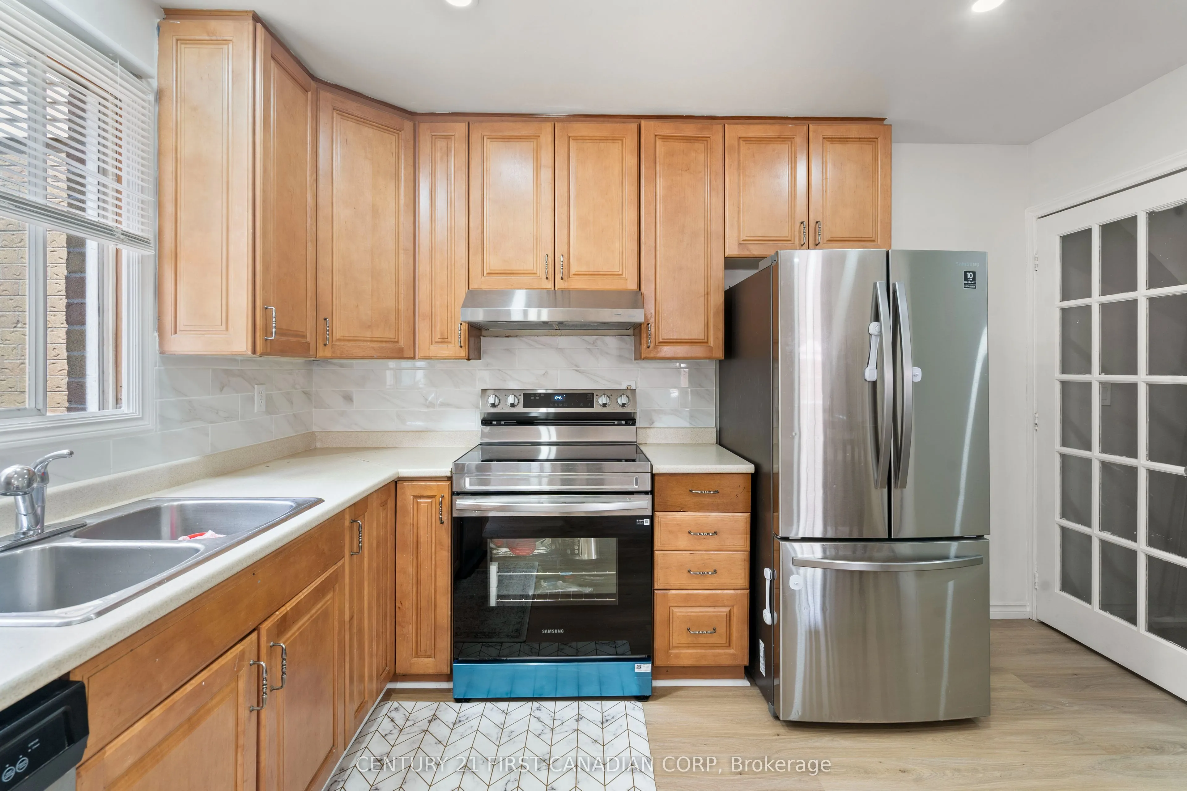 139 Kimberley Avenue, ON N5Z 4Z2