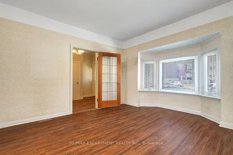 14 Niagara Street, ON L8L 6A2