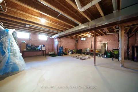 4 Sleeth Street, ON N3S 7V4