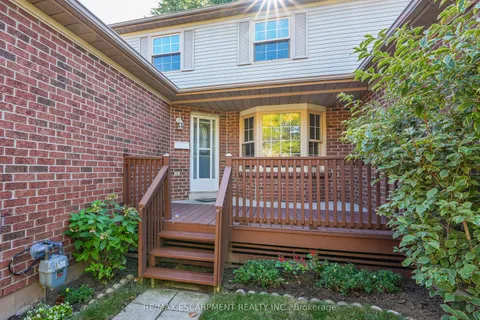 15 Hedgelawn Drive, ON L3M 5G9