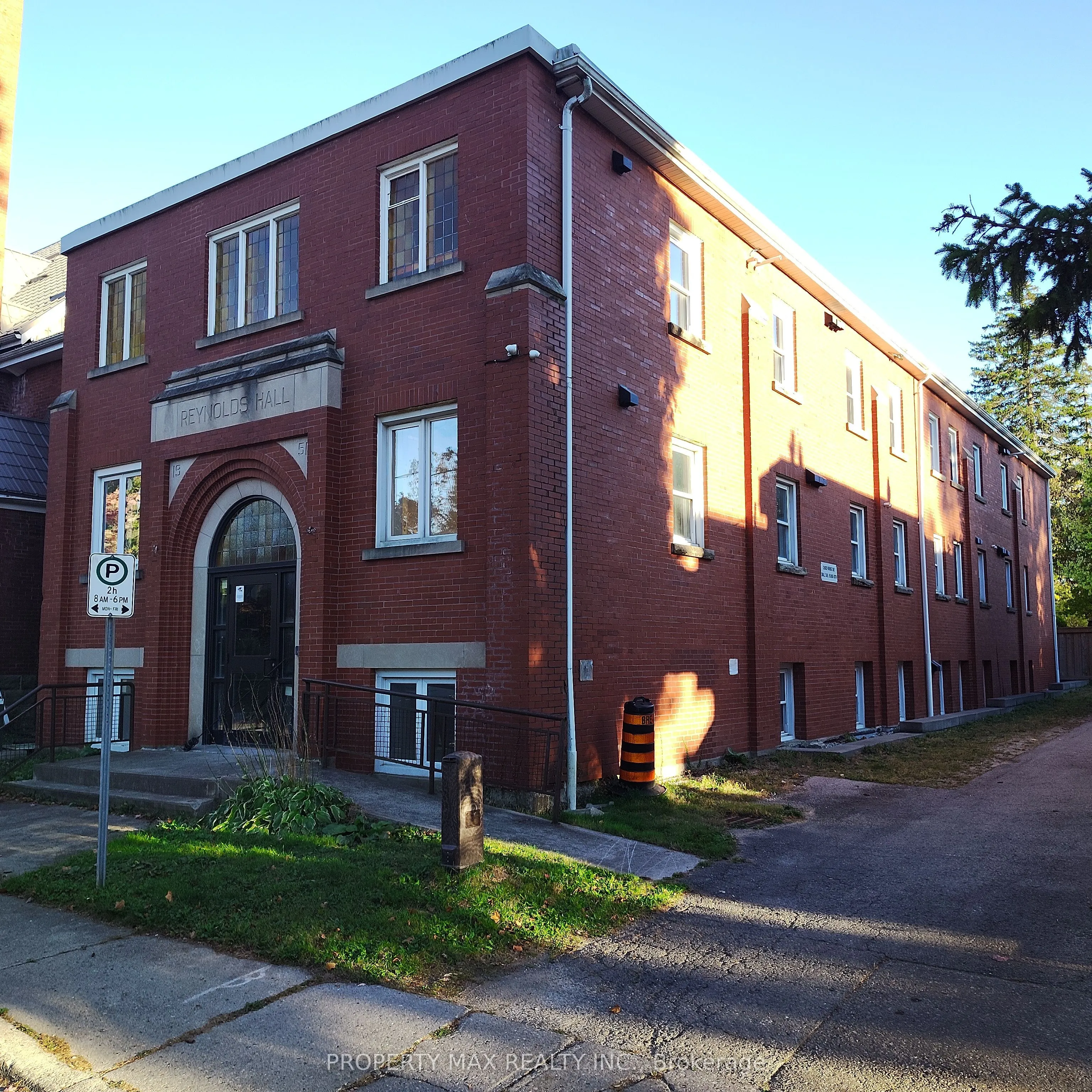 1061 Richmond Street, ON N6A 3J7